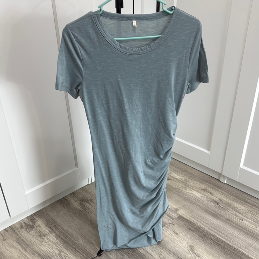 Green Ruched Short Sleeve Midi Dress